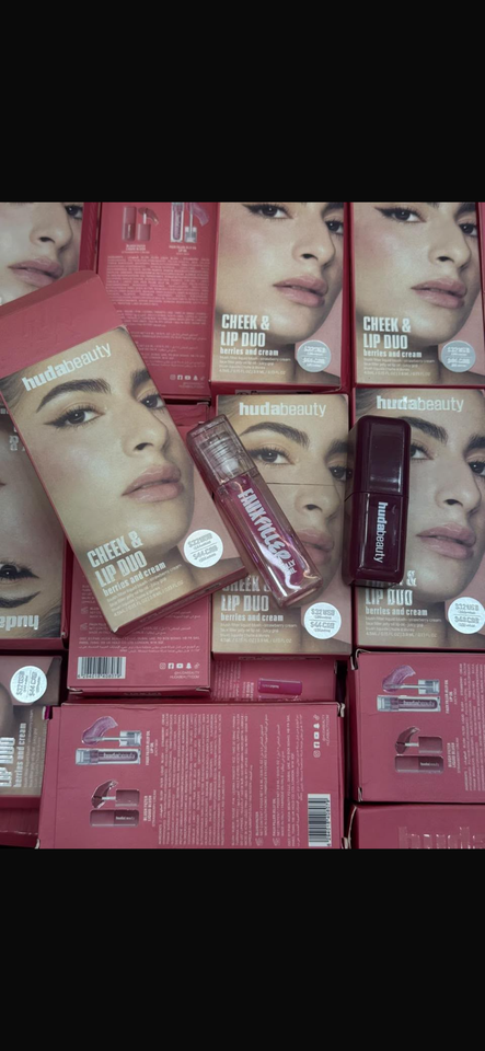 Hudabeauty cheek & lip duo | huda beauty fauxfiller gloss | hudabeauty blush | lipstain ( free gift )